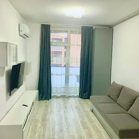 Apartment Ella *